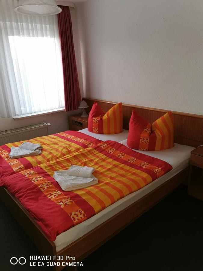Pension Am Stadion Koelleda 外观 照片