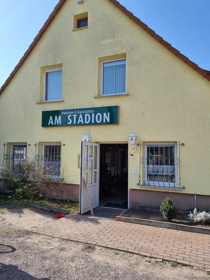 Pension Am Stadion Koelleda 外观 照片